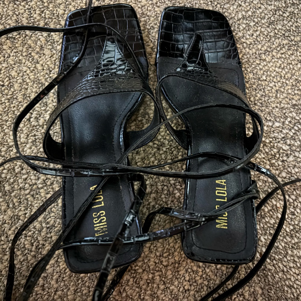 Miss Lola Black “SAMARA” Size 10 Heels